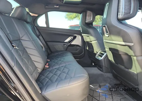 2025 BMW 740 I z USA, uszkodzony, nr VIN WBA23EH05SCU96414